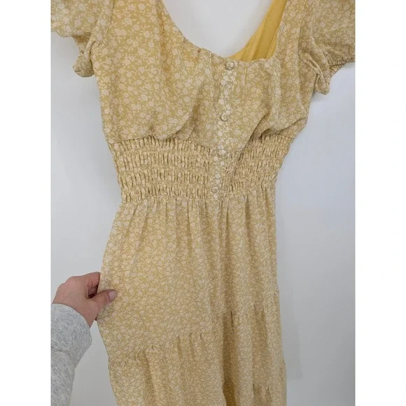 Urban Outfitters Midi Dress Women XS Yellow Floral Smocked Puff Sleeve Milkmaid - Picture 3 of 10